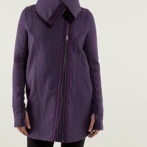 Lululemon Virasana Blanket Wrap size 8